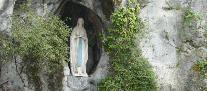 Lourdes_grotte